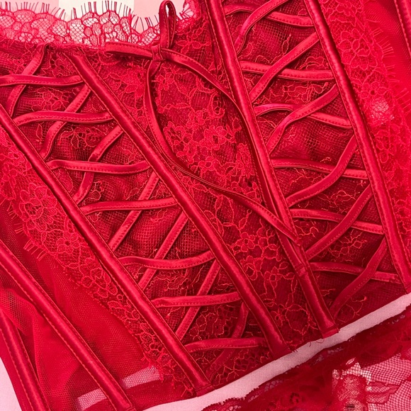 CLEARANCE $̶9̶8̶ Victoria’s Secret Lace Up Bustier and Matching V-string - Picture 2 of 4